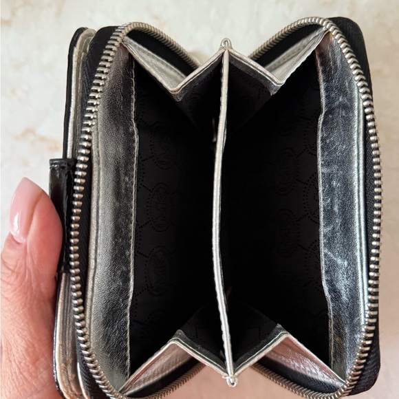 Michael Kors Glossy Black Leather Card Holder - Picture 3 of 3